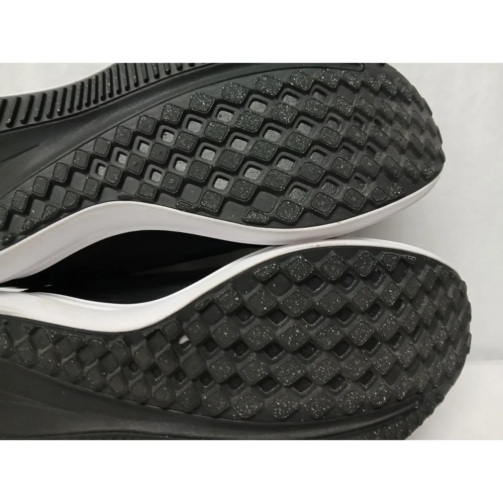 Nike Men's Air Winflo 9 Running Shoes DD6203-001 Black White‎ Smoke Gray Sz 9.5